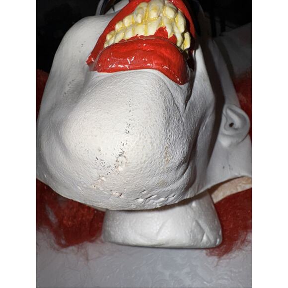 Warner Bros Clown Mask Latex Crazy Red Fringe Hair Red Nose Bald Head Used - Picture 6 of 11